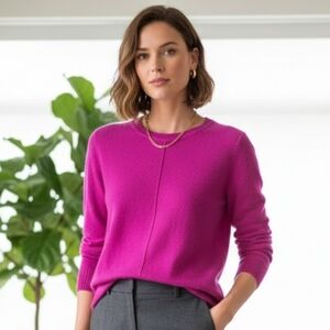 Vince XS Modern Contemporary Quiet Luxury Barbie Pink Light Cashmere Sweater